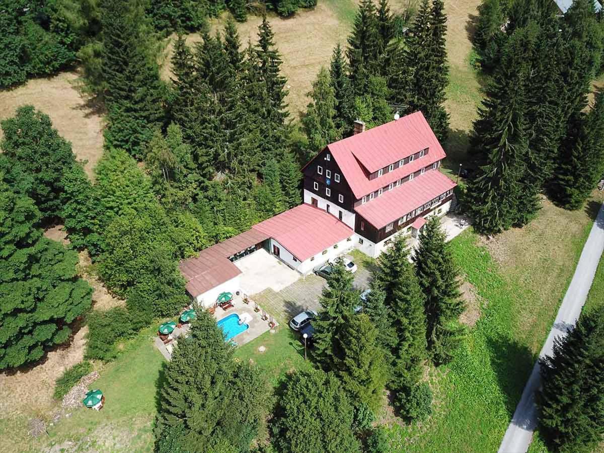 Hotel Flora Dolni Misecky Vítkovice Екстериор снимка