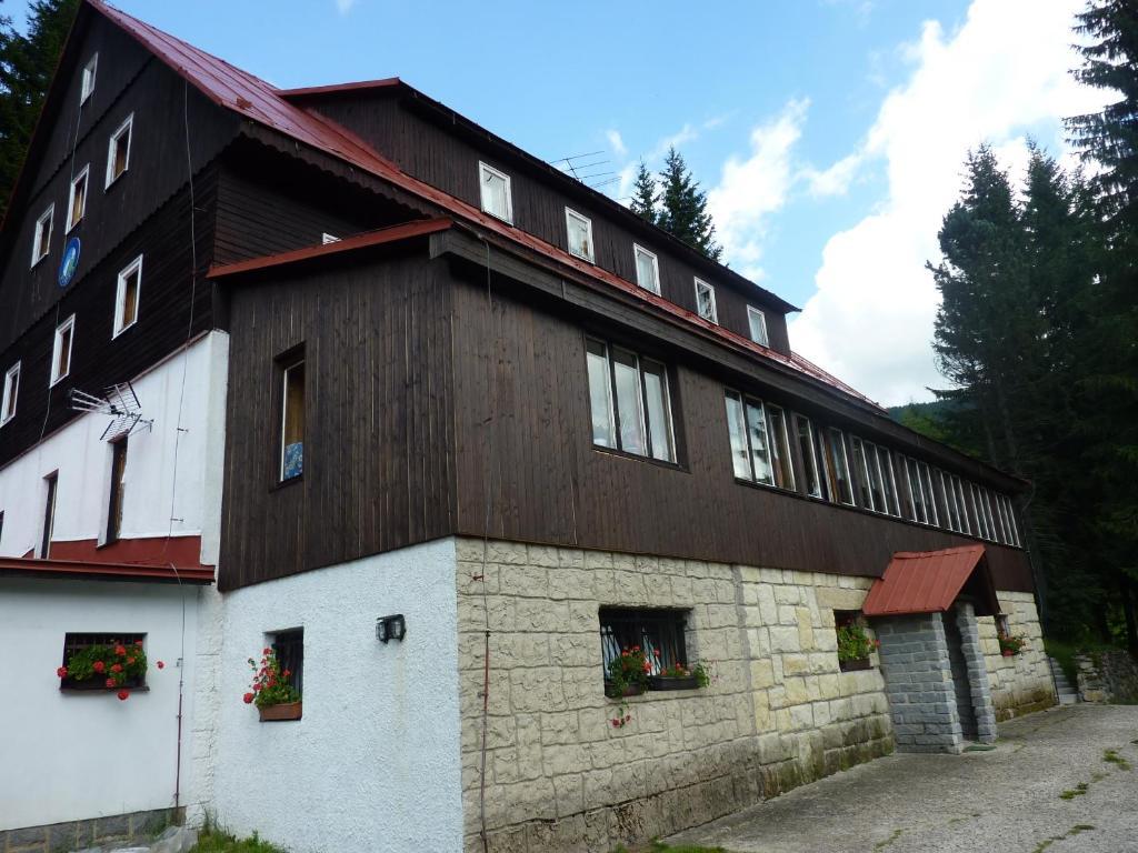 Hotel Flora Dolni Misecky Vítkovice Екстериор снимка