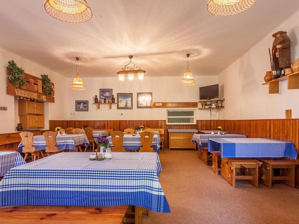 Hotel Flora Dolni Misecky Vítkovice Екстериор снимка
