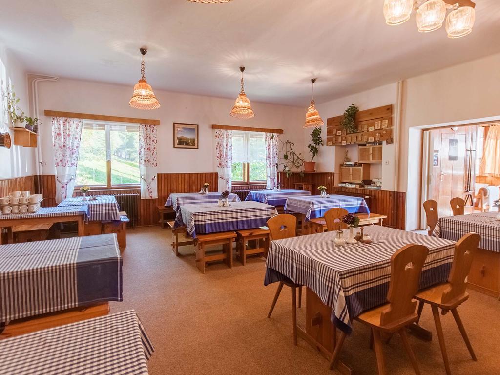 Hotel Flora Dolni Misecky Vítkovice Екстериор снимка